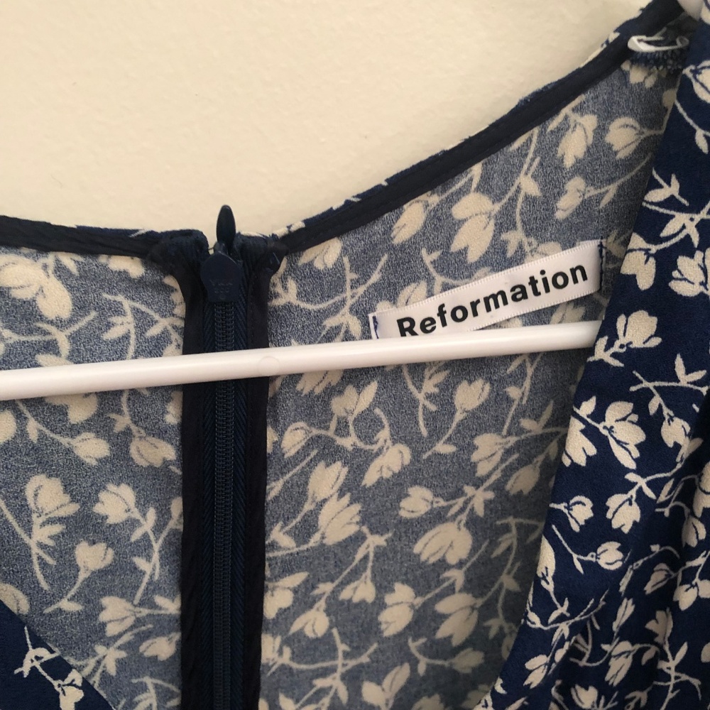 NWOT Reformation Marlena Jumpsuit in Bebe, Size 0 - Picture 4 of 5